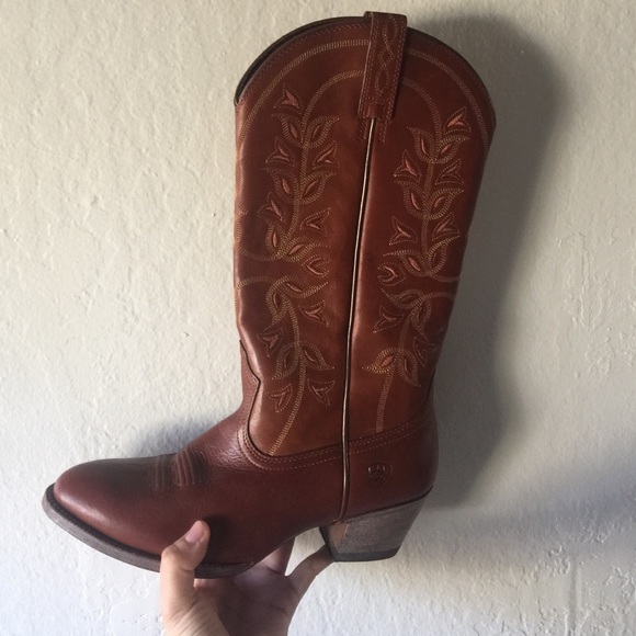 Ariat cowboy boots