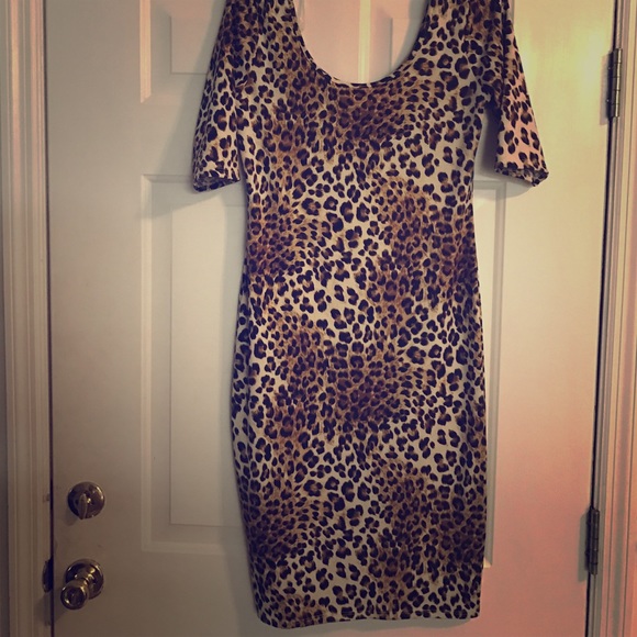 LEOPARD DRESS