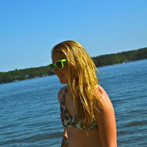 Meet your Posher, Alyssa