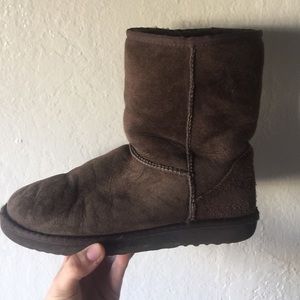 Brown uggs
