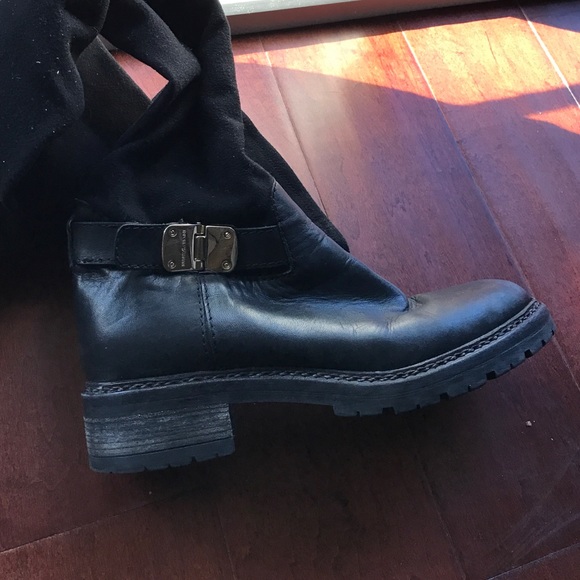 Emporio Armani leather boots - Picture 3 of 3
