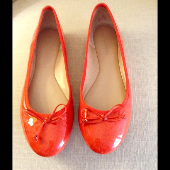Cherry red Banana Republic ballet flats - pristine