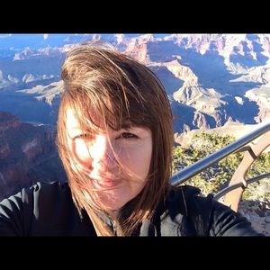 Meet your Posher, Tina