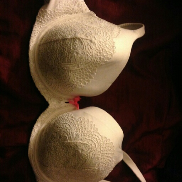 Victoria's secret bra