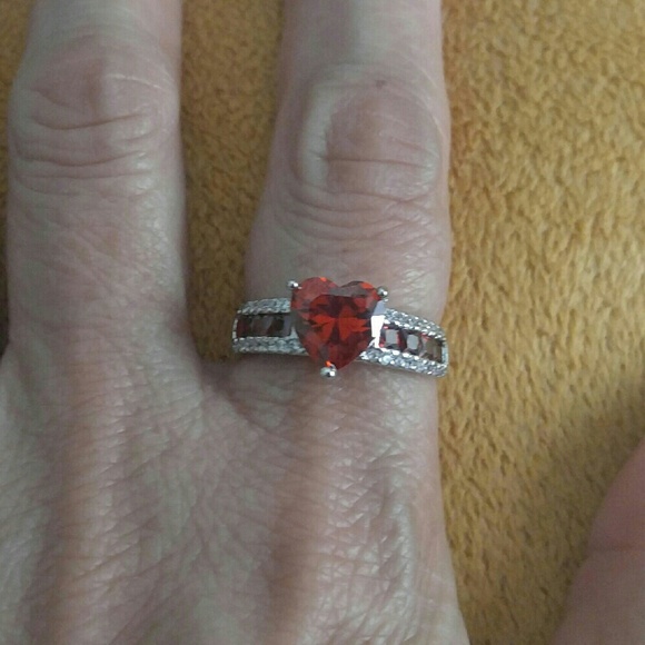 🌾Red Heart Silver Ring🌾 - Picture 2 of 4