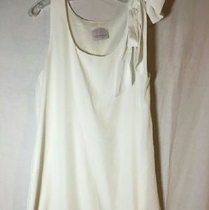 SOLD White Tunic Top with Bow