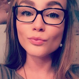 Meet your Posher, Colleen