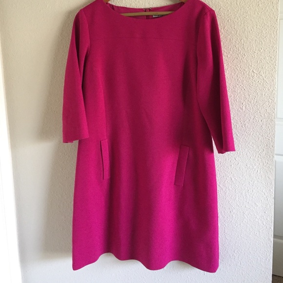 Quarter sleeve fitting dress