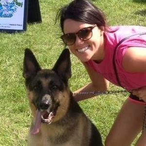 Meet your Posher, Becca