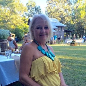 Meet your Posher, Gail