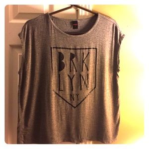 Gray sleeveless Brooklyn shirt