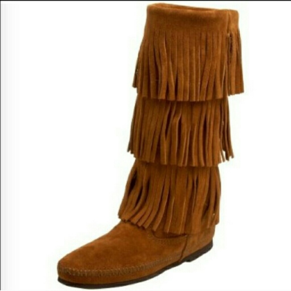 Minnetonka fringe boots