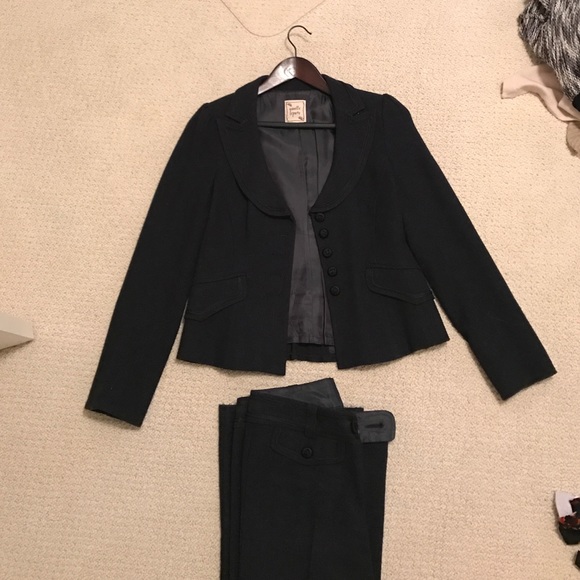 Navy tweed pant suit