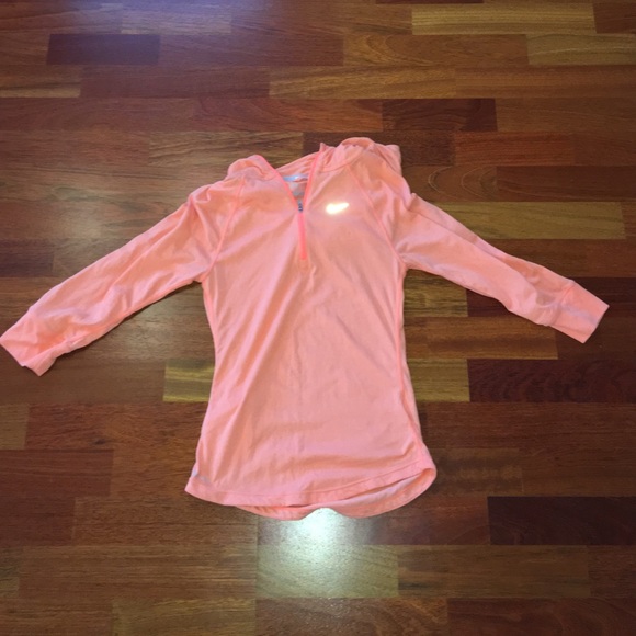 Nike running pull over