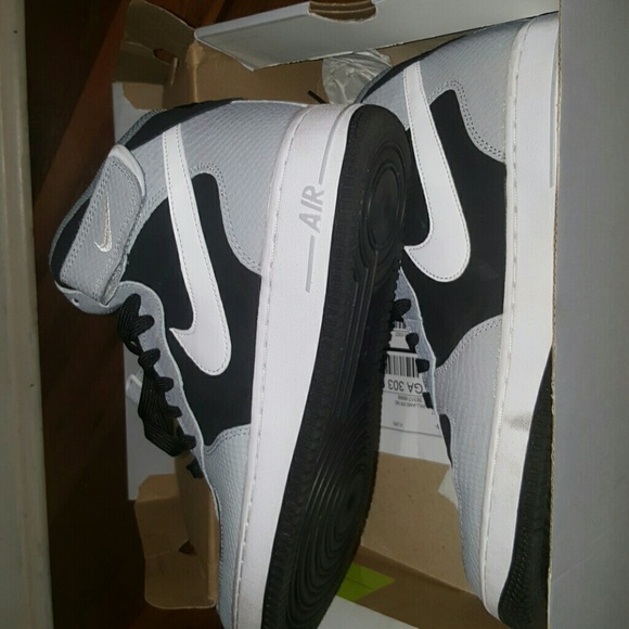 Nike Air Force 1 Mid 07