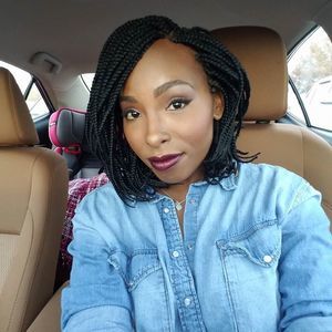 Meet your Posher, April