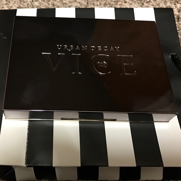 Urban Decay Vice Lip Palette