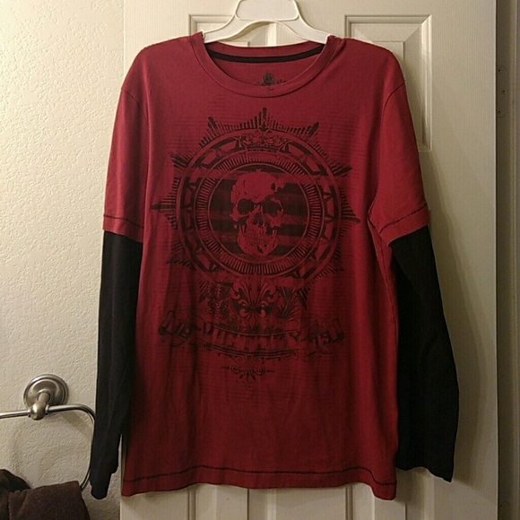 Mens long sleeve t-shirt