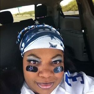 Meet your Posher, Loretta