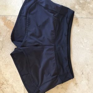 Black Lululemon speed short