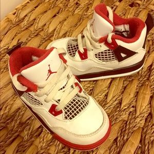Retro Jordan Tennis shoes