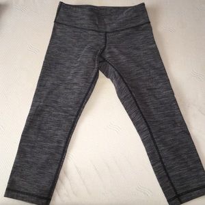 Lululemon cropped wunder unders