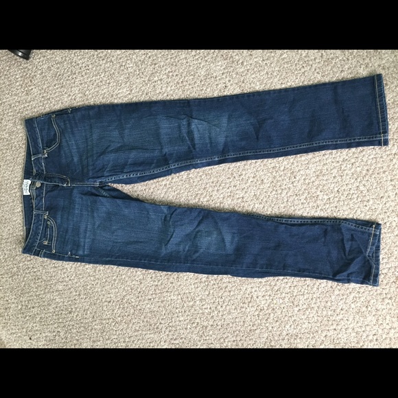 AEROPOSTALE STRAIGHT LEG JEANS