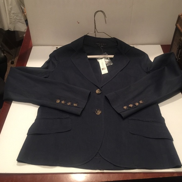 Everyday Theory jacket . Size 4 . Black .Ameera