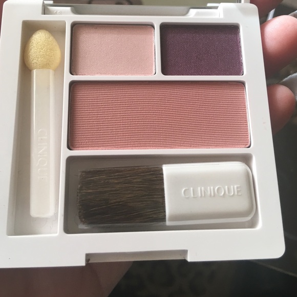 Clinique Duo Shadow. - Picture 3 of 4
