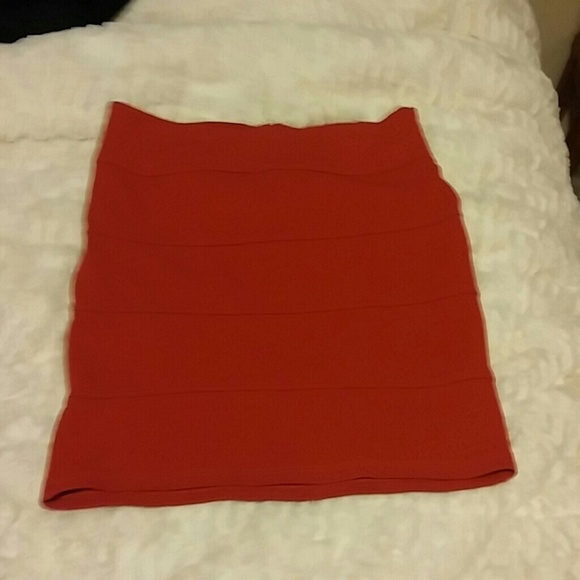 Bright Red Skirt - Picture 3 of 4