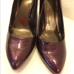 Jessica Simpson Leather Purple Crocodile Pumps