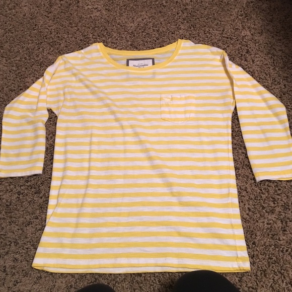 Yellow and white striped 3/4 length sleeve tee