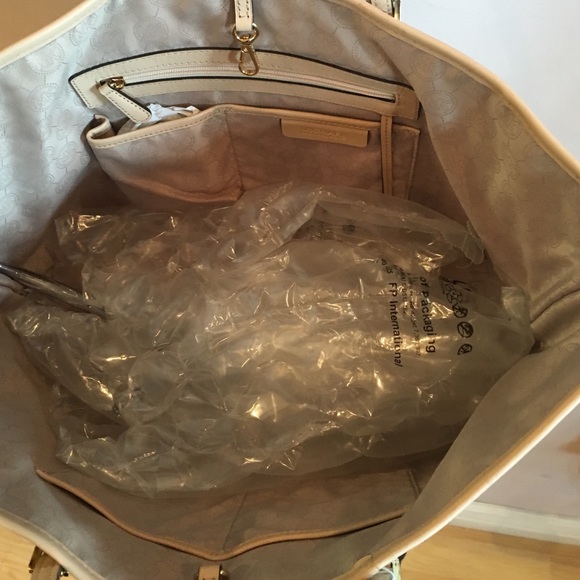 Large studded Michael kors tote - Picture 3 of 4