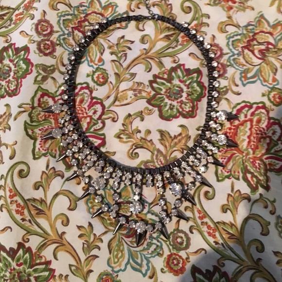 Rebel necklace