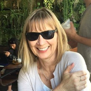 Meet your Posher, Angela