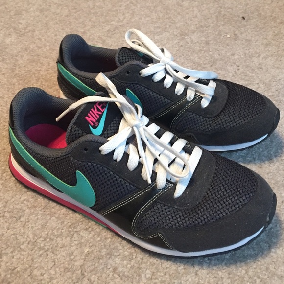 Nike Eclipse II Tennis Shoes
