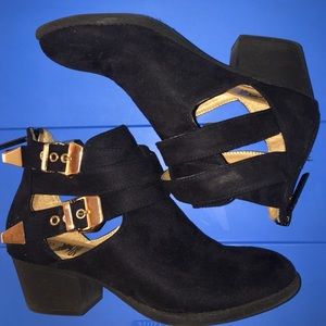 Black strap ankle bootie