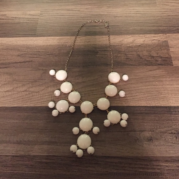 White bubble necklace.
