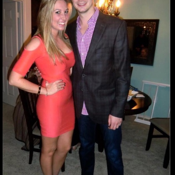 💥WKND SALE💥 BEBE Cold-shoulder Bodycon - Picture 3 of 4