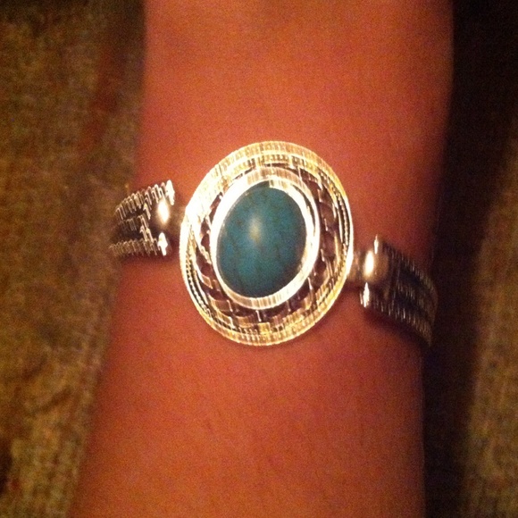 💞Cute silver & turquoise bracelet🎀