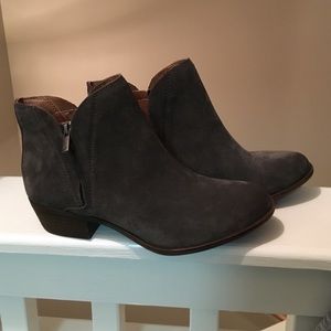 Boots, never worn