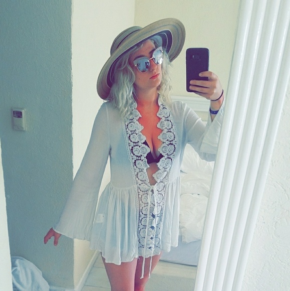 Meet your Posher, Briana - Picture 4 of 4