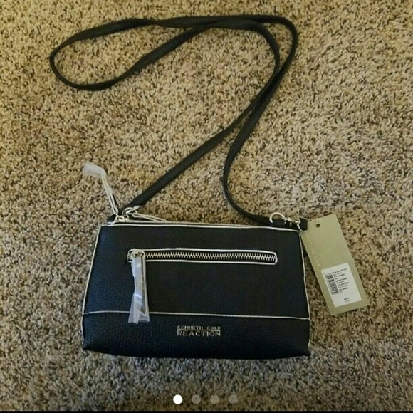 NWT Kenneth Cole Reaction Crossbody - Picture 1 of 4