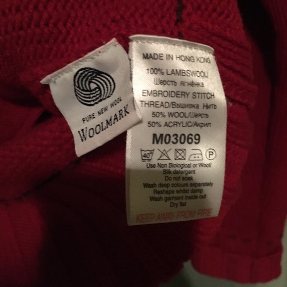 Red cardigan UK size 12 is 10 USA - Picture 4 of 4