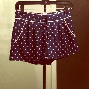 Blue polka dot short