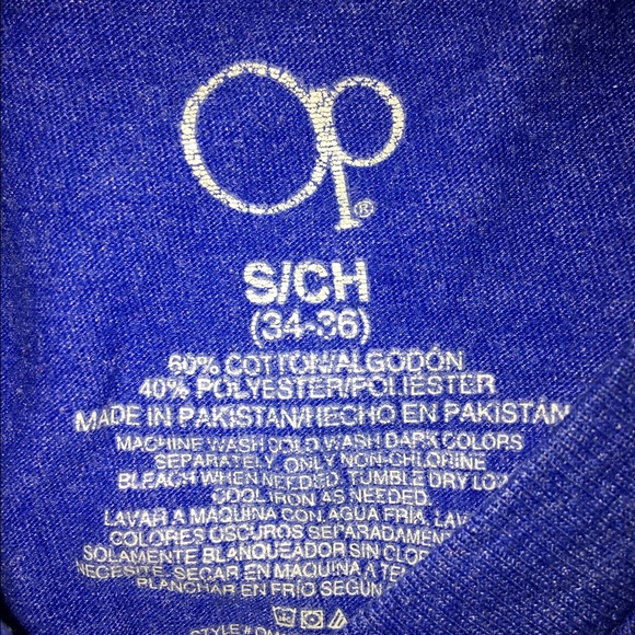 Ocean Pacific V-neck - Picture 2 of 2