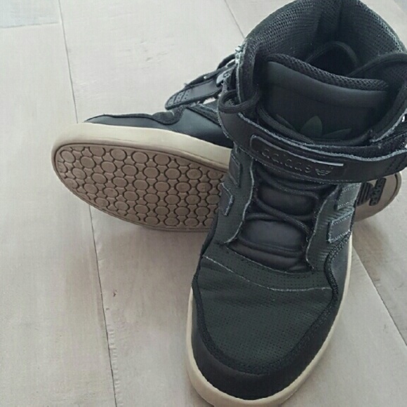Adidas AR 2.0