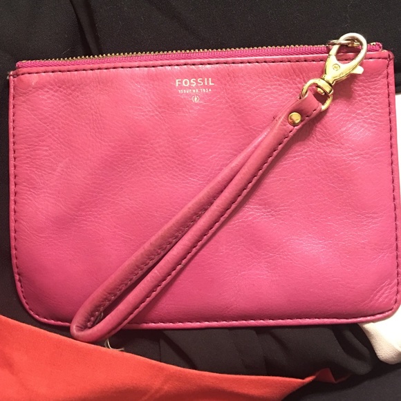 Pink fossil wallet
