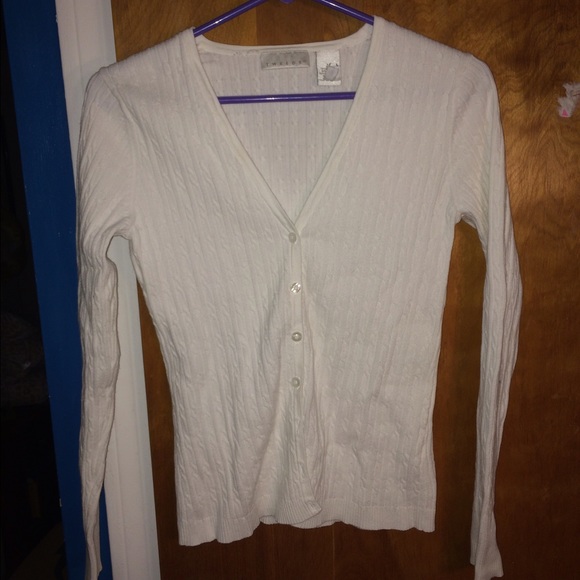 Sweater - Picture 1 of 1