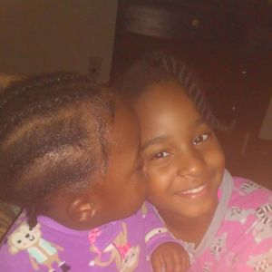 Meet your Posher, Casey